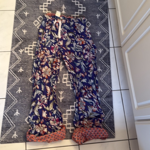 Anthropologie By Eloise Printed Cropped Floral Print Cotton PajamaBottoms Pants - Picture 2 of 6